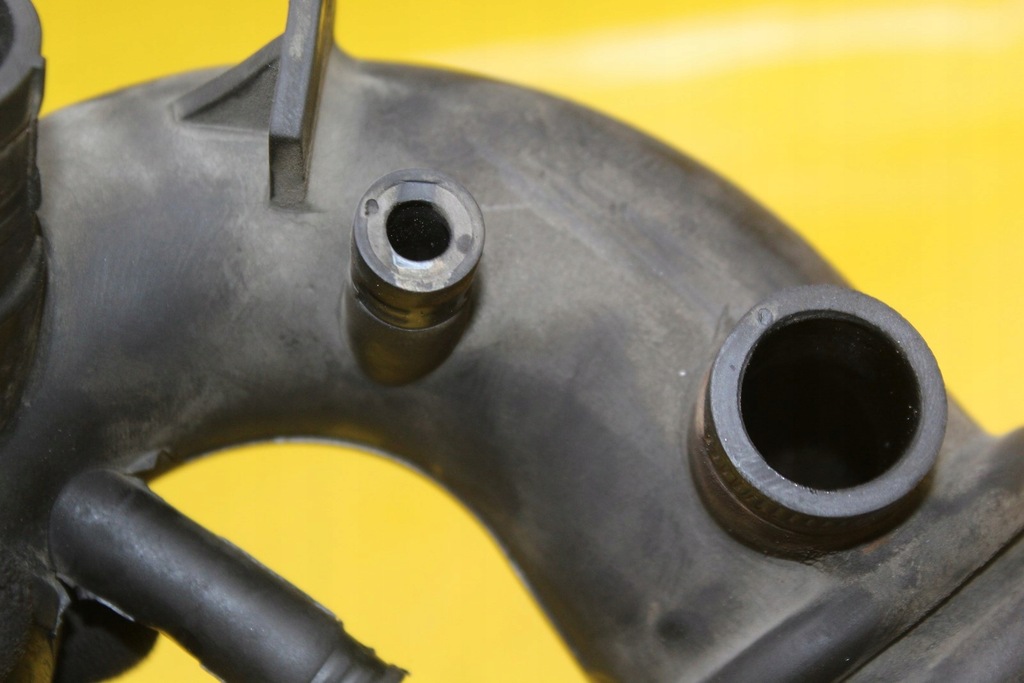 фото №5, Трубка труба турбіни 058133356h passat b5 1.8 t aeb