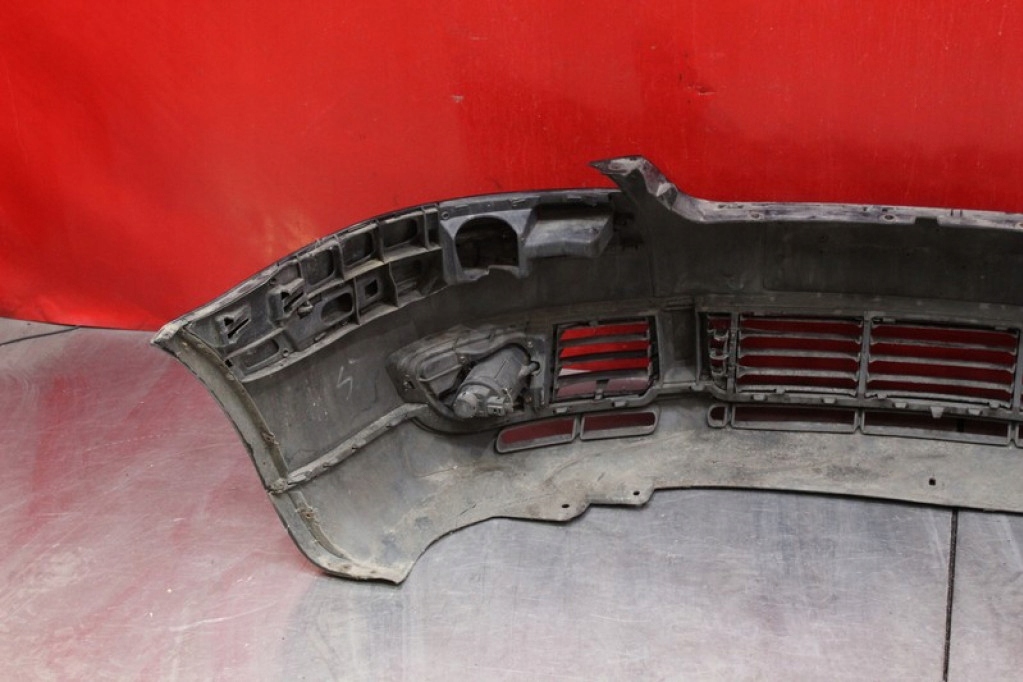 фото №8, Бампер перед передний чёрный vw passat b5 lift 00-05