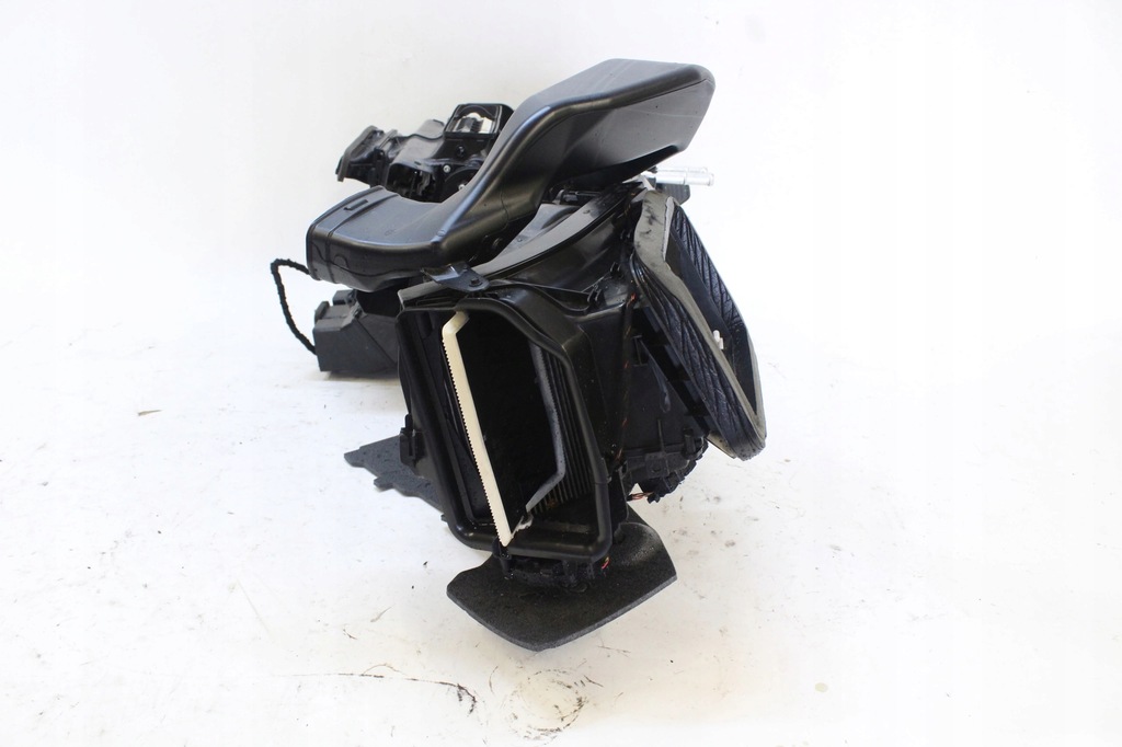 фото №6, Audi a4 b9 обігрівач 8w1820001h