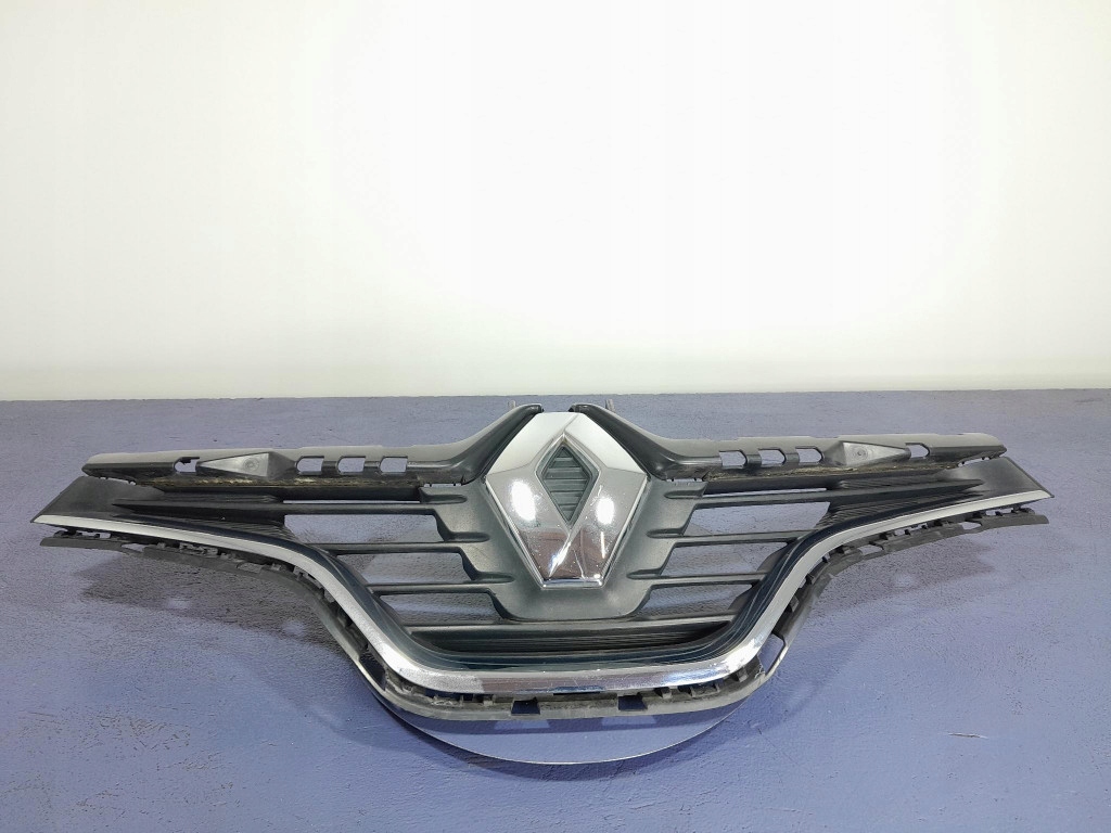 фото №1, Renault captur i решётка радиатора решётка радиатора бампера перед 623102335r