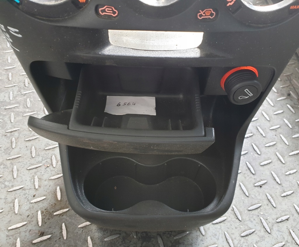 фото №2, Рамка обдув попільничка fiat punto ii