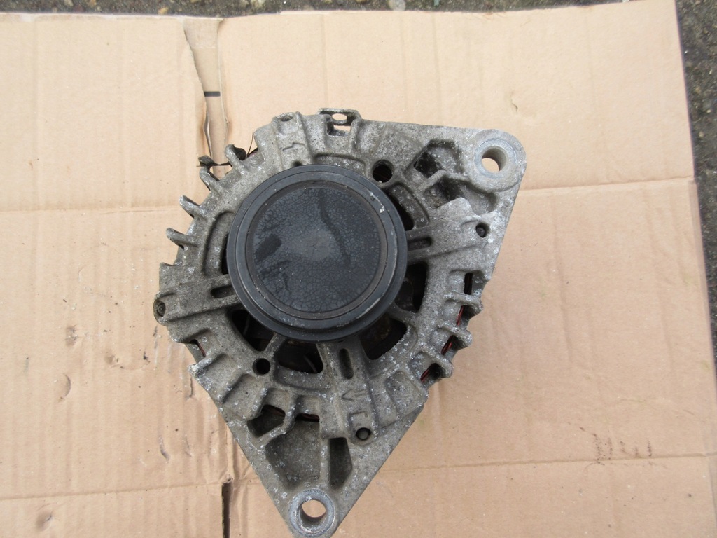 фото №4, Генератор hyundai ix35 1.7 crdi 37300-2a850