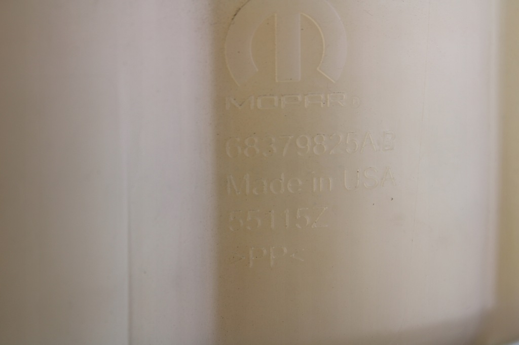 фото №11, Jeep grand cherokee wl 2021- бачок расширительный 68379825aa