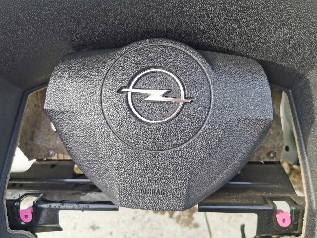 фото №5, Приборная панель консоль подушки безопасности ремни натяжители opel zafira