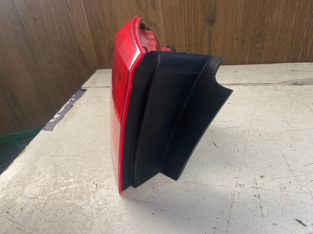 фото №12, Vw touareg ii лампа левый задняя w крыло