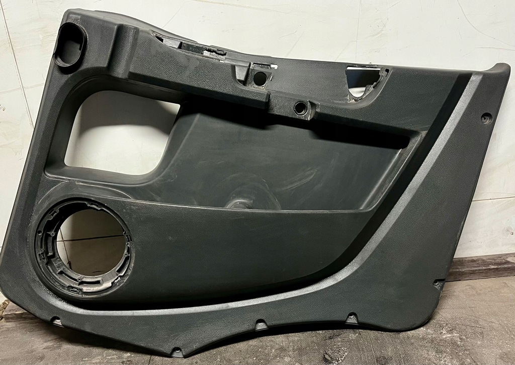 фото №1, Обивка дверь iveco eurocargo правая