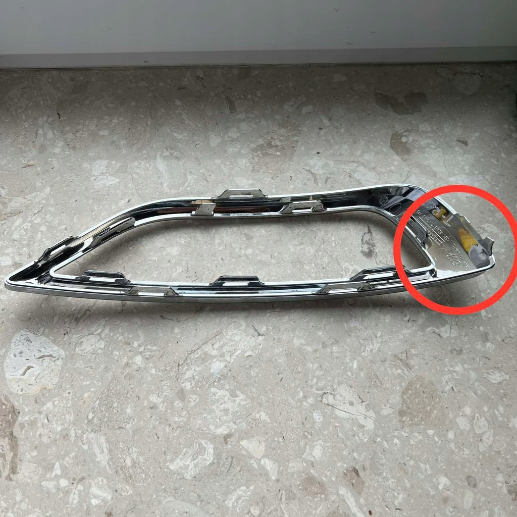 фото №5, Vw t-roc 2017- заглушка хром бампера задняя правая 2ga807834b