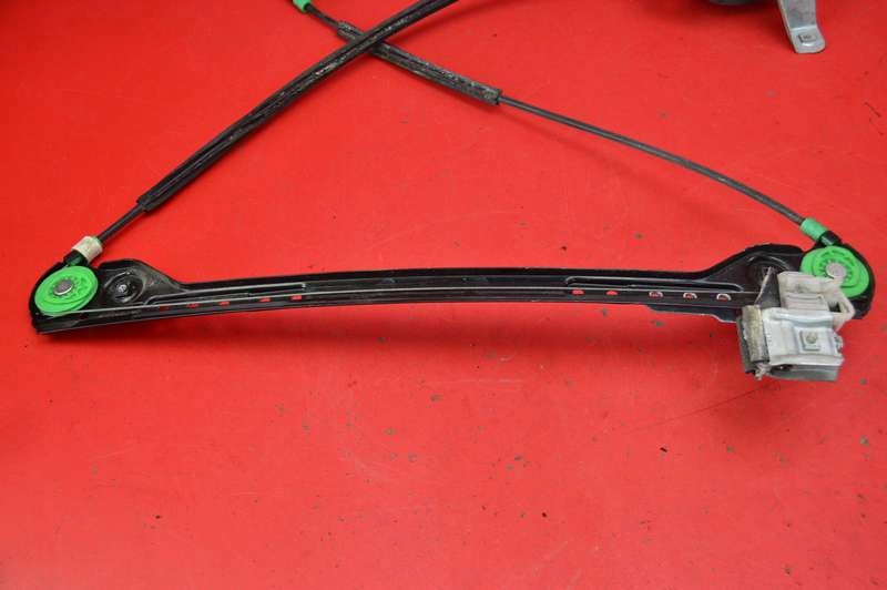 фото №10, Підйомник скло правий перед eu chrysler pacifica i