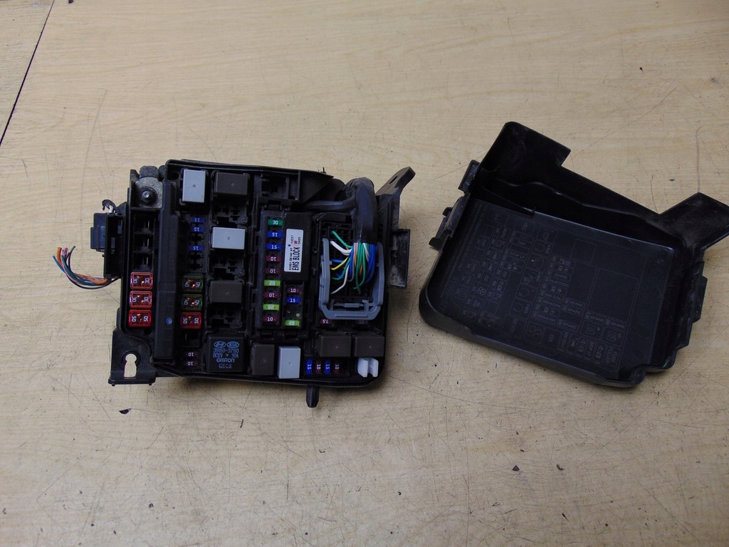 фото №11, Коробка запобіжників hyundai i40 91201-3z470