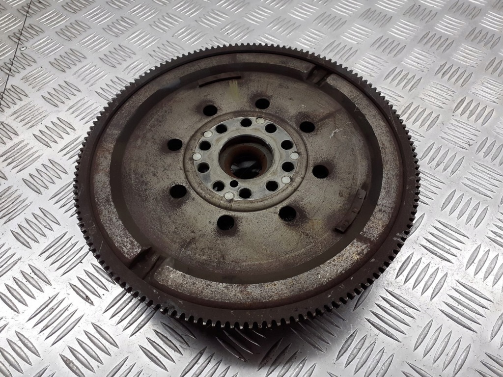 фото №2, Колесо двомасовий двомасовий маховик volvo v40 2.0 t