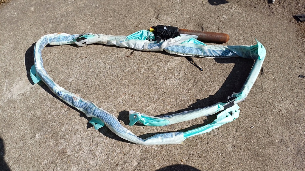 фото №1, Vw passat b7 шторка безпеки ліва 3c0880741f