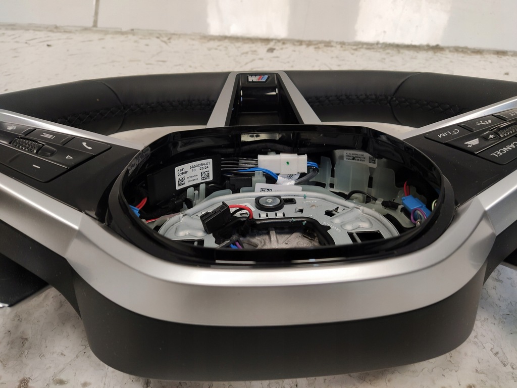 фото №16, Bmw 4 g22 g23 g24 g26 воздуховод многофункциональный m-pakiet лепестки переключения вибрации