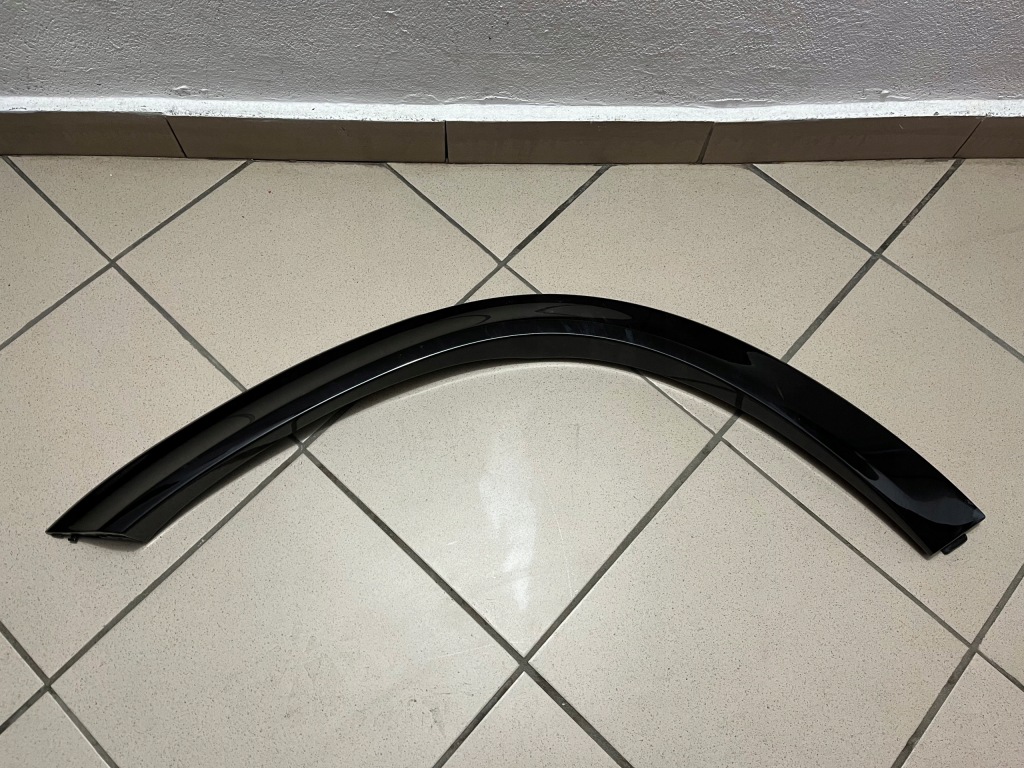 фото №1, Молдинг крыла правая задняя задняя mercedes gle w167 a1678800205