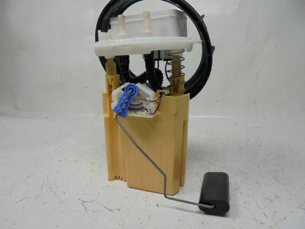 фото №9, Помпа топлива поплавок w бак 172025139r renault clio v 1,5 blue hdi