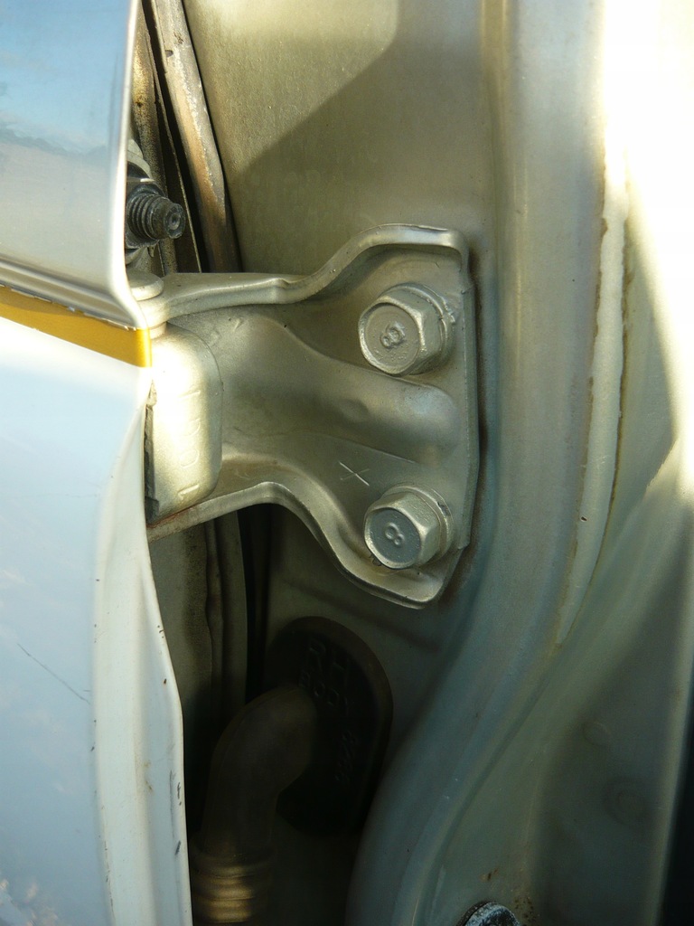 фото №1, Петли дверь pajero ii long