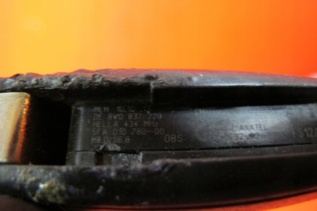 фото №9, Audi a3 8v 8va 2.0 tdi crbc a1 8x q3 8u замок зажигания ключ pilot складной ключ