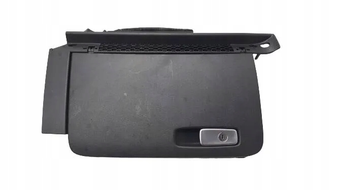 фото №1, Audi a1 8x бардачок пассажира europa 14 r