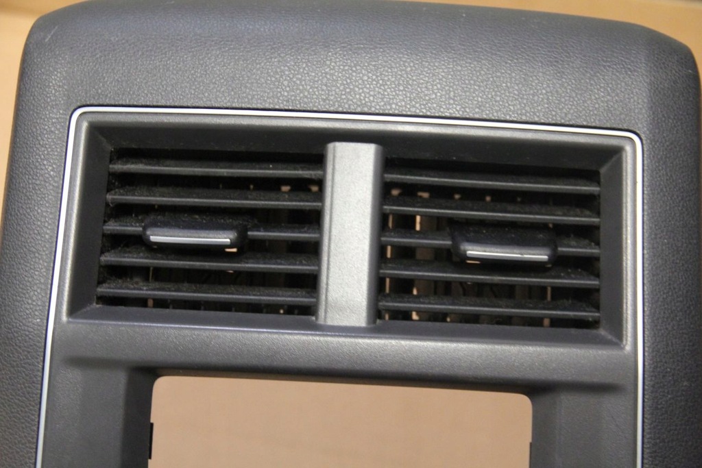 фото №8, Корпус туннель решётки вентиляции vw atlas 3cn864298