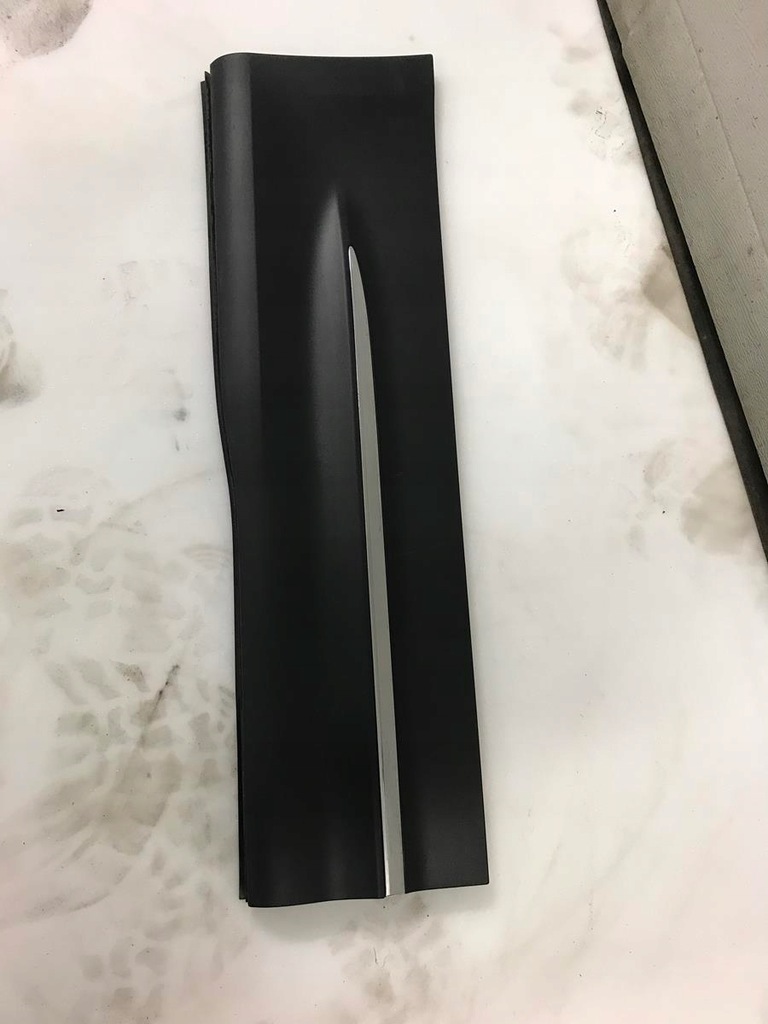 фото №1, Mercedes glb gla w247 247 h247 молдинг двері правий задня задня