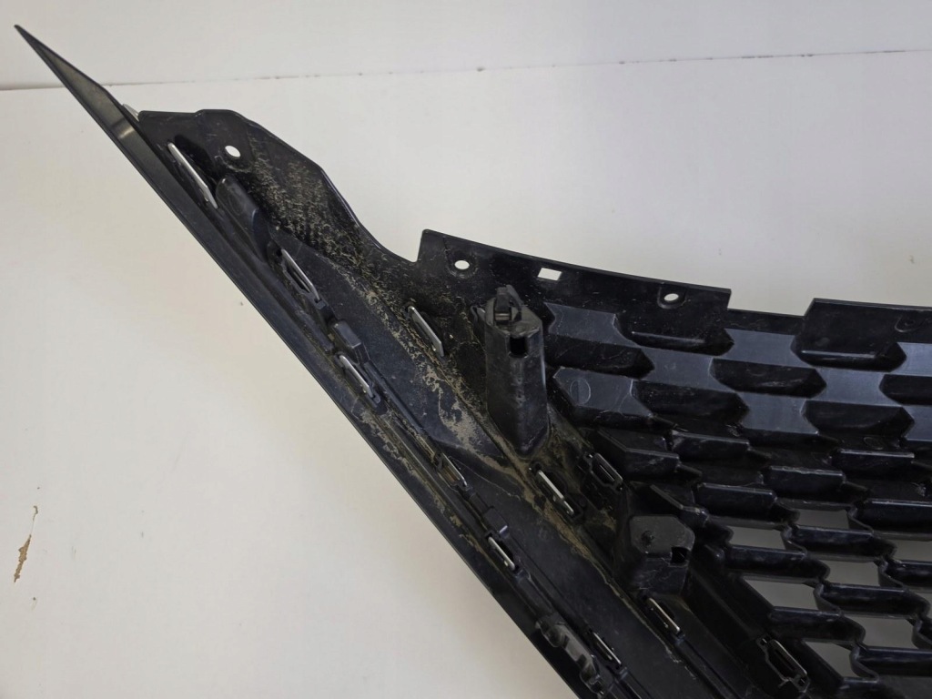 Решітка радіатора решітка  бампера перед nissan qashqai 3 j12 21- 623106ua Доставка