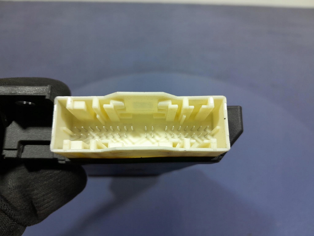 Mercedes a w177 модуль считыватель блок управления карты пульта a1679009621 в Украине