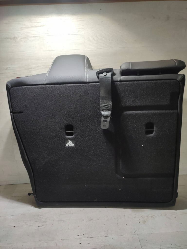 Mercedes-benz gla w156 2015 задня сторона ліва обшивка сидіння спинка Недорого
