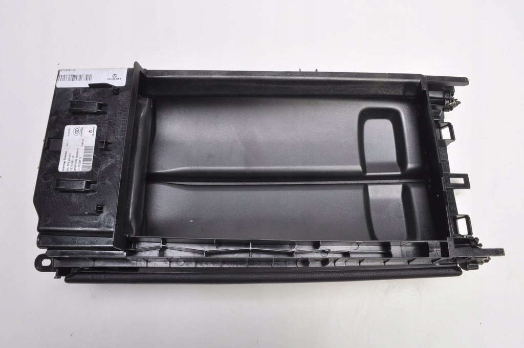 фото №10, Mercedes w205 подлокотник кожаный 2056808704