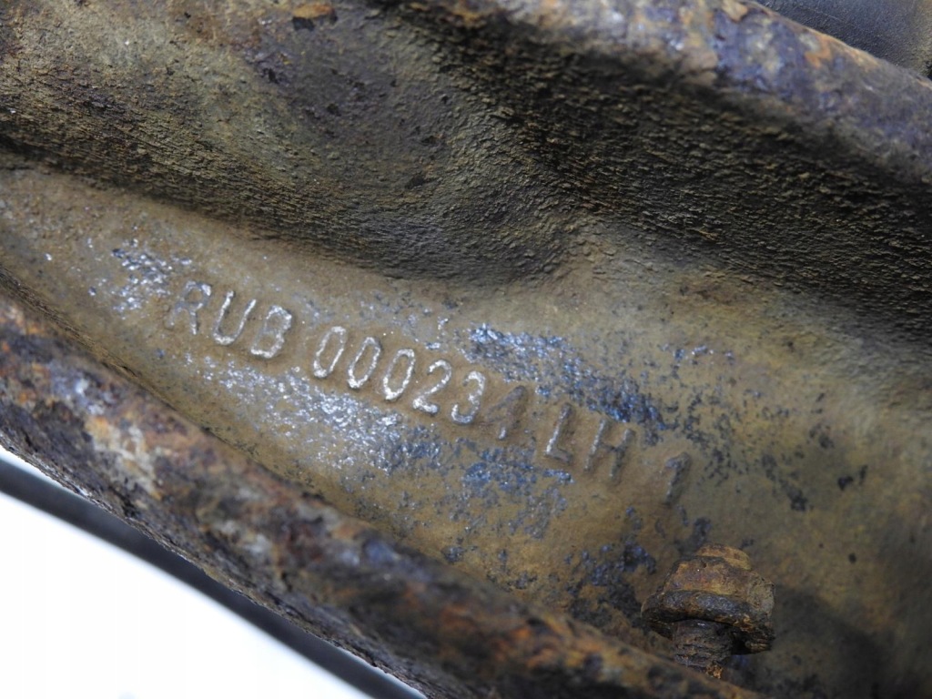 фото №7, Ступица поворотный кулак левый перед land rover discovery iii 2.7 v6 rub000231