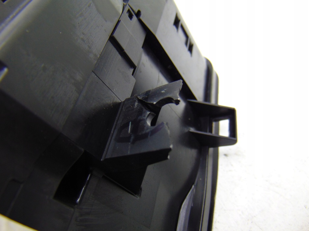 фото №7, Счетчик приборная панель vw scirocco iii 3 1k8 2.0 tdi cfh 1k8920972a