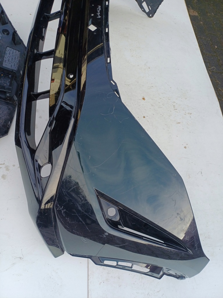 Бампер перед передний nissan ariya + решётка радиатора радар камера Киев