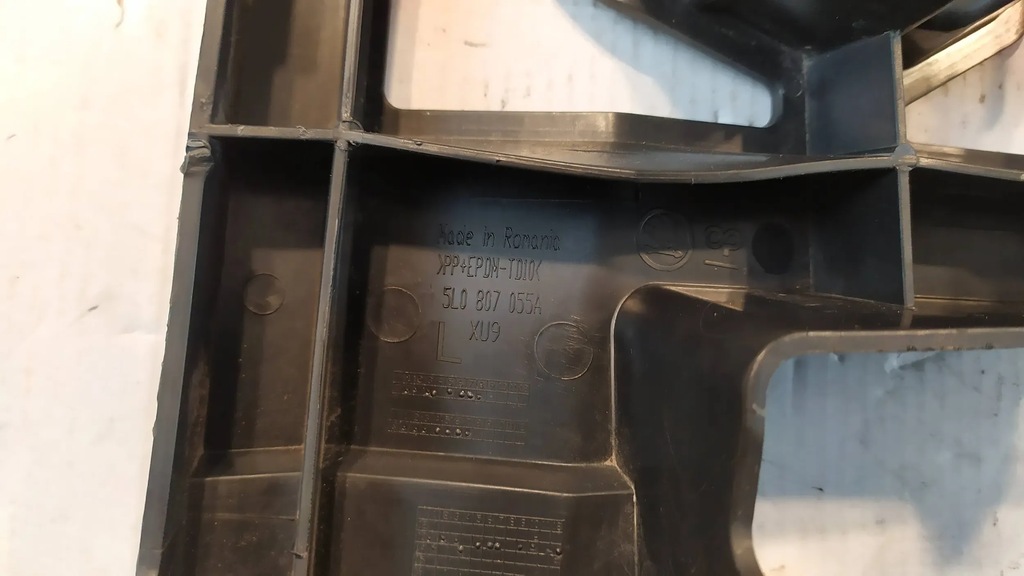 фото №14, Кронштейн омыватель левый skoda yeti