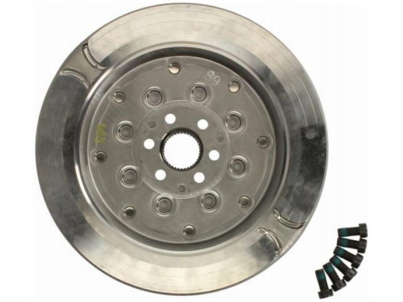 фото №1, Колесо маховик vw california t6 2.0 15-