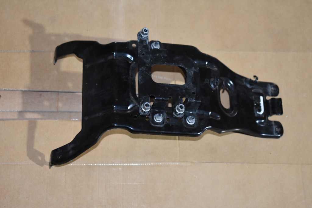 Купить Кронштейн радара distronic mercedes w167 1