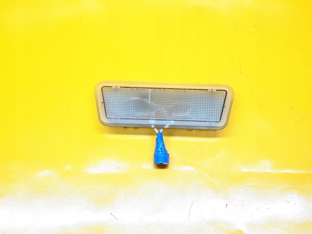 фото №1, Лампа потолочный перед zafira a 99-05r 09153192