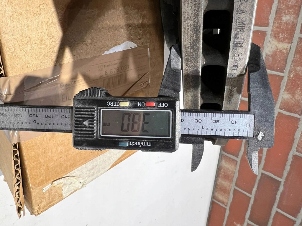 фото №9, Гальмівні диски гальмівні перед передні aston martin dbx 20- my631125aa