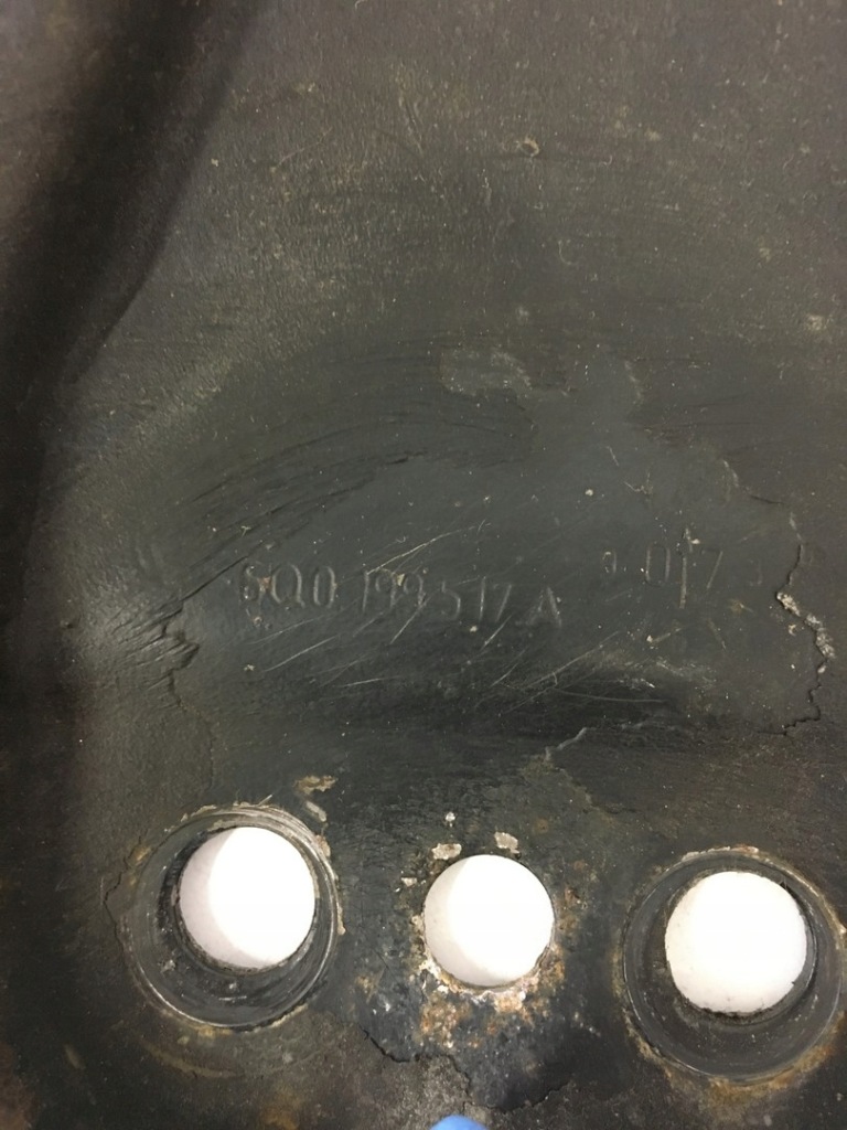 Кронштейн подрамник roomster 6q0199517a 6q0199518a с Разборки