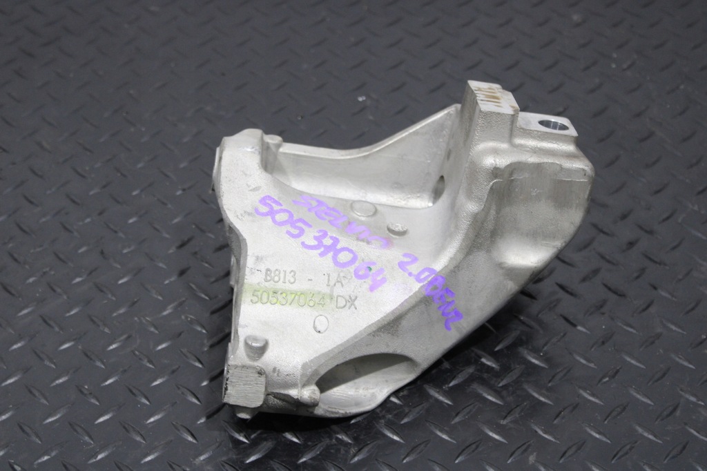 фото №1, Кронштейн кронштейн двигуна alfa romeo stelvio q4 50537064