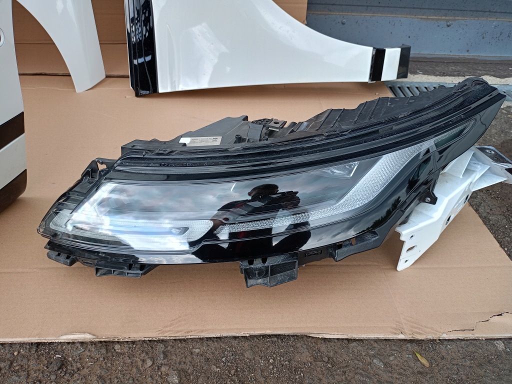 Бампер pdc капот крила лампи ремінь перед range rover evoque ii l551 r-dyn Ціна