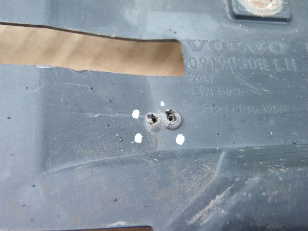 фото №6, Напрямна бампера лівий перед 9190303 volvo v70 ii kombi 2,4 tb