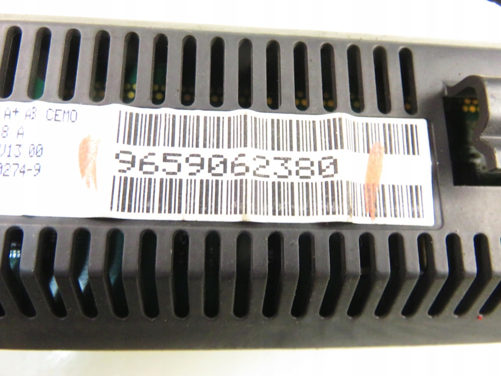 фото №6, Дисплей citroen c5 ii break 9659062380