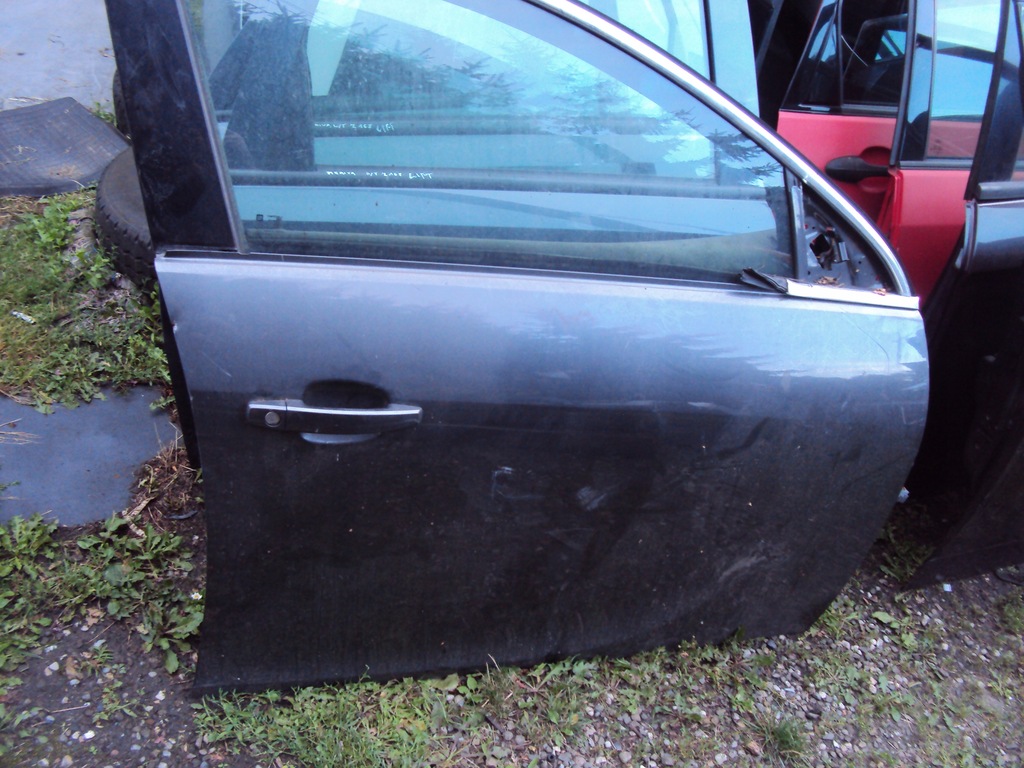 фото №1, Двері insignia a праве z177