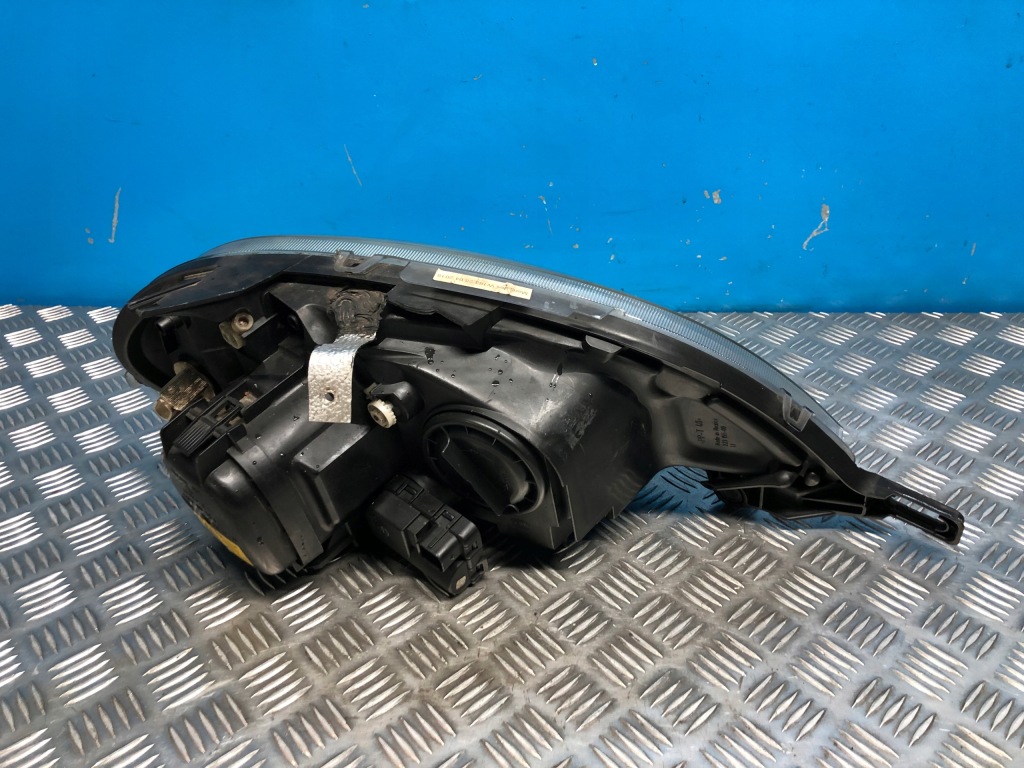 Mercedes ml w163 рестайлінг  лампа лівий перед ліва передня ксенон європа Київ