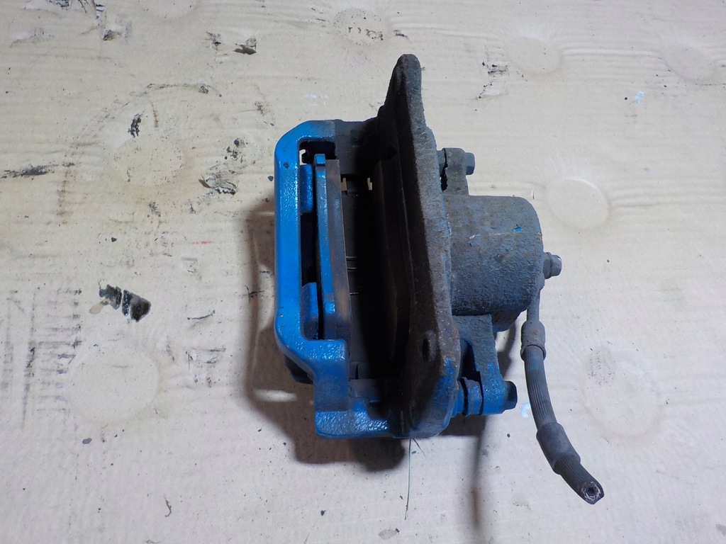 фото №4, Mazda 6 супорт правий перед 2.2