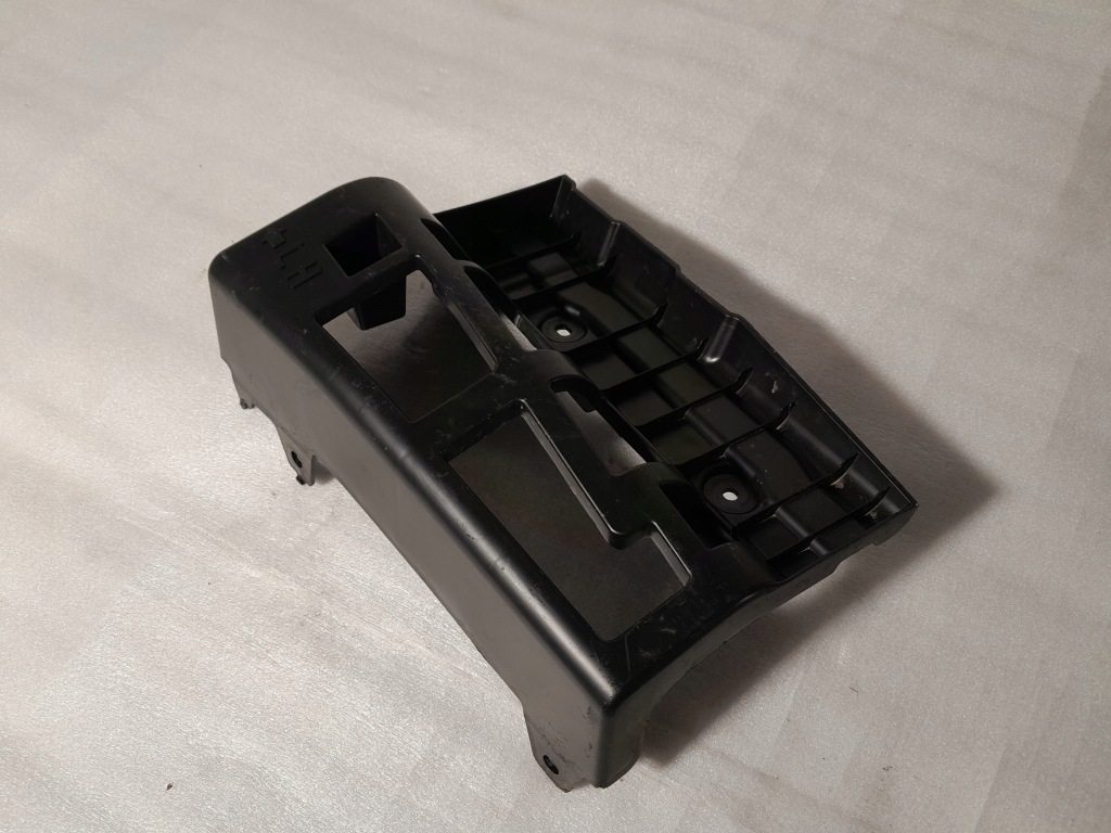 фото №1, Kia carnival 2022 кронштейн кронштейн бампера правий задня 86613-r0000