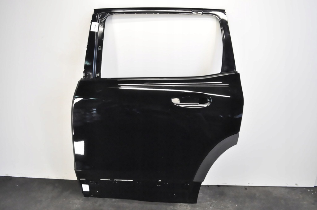 фото №1, Mercedes eqb x243 дверь левый задняя задние 24r