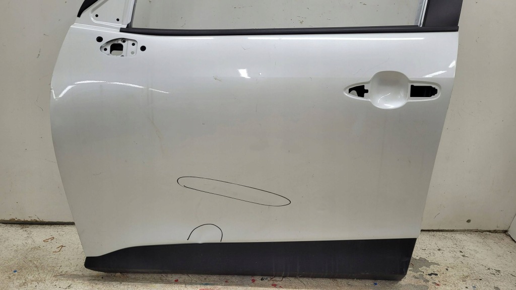 фото №3, Toyota yaris cross 2020+ дверь перед передние левая fv