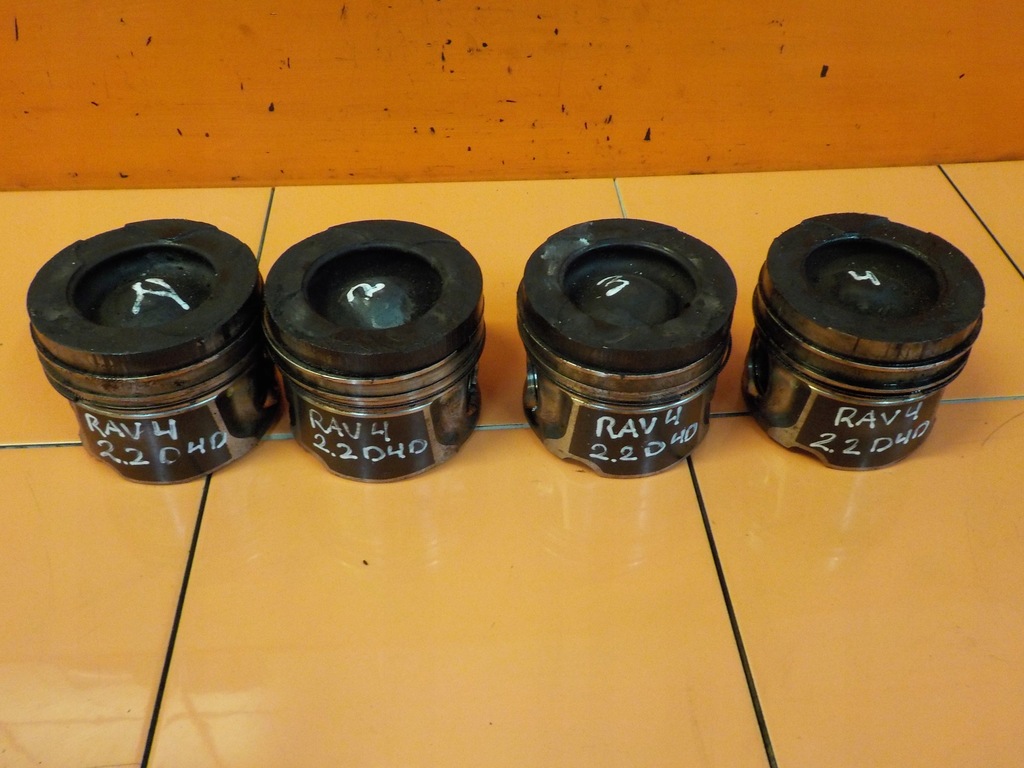 фото №1, Rav4 iii avensis corolla 2.2 d4d 07r поршень 86l781