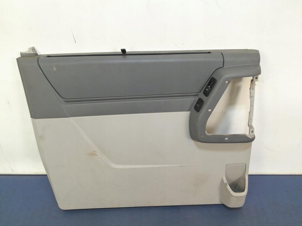 фото №1, Chrysler town country v обивка дверь задняя левая