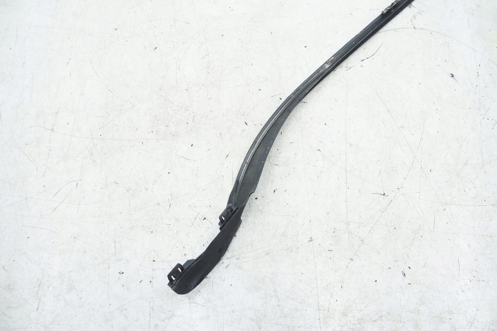 фото №5, Volvo молдинг скло передньої перед ліва s60 ii 30753985