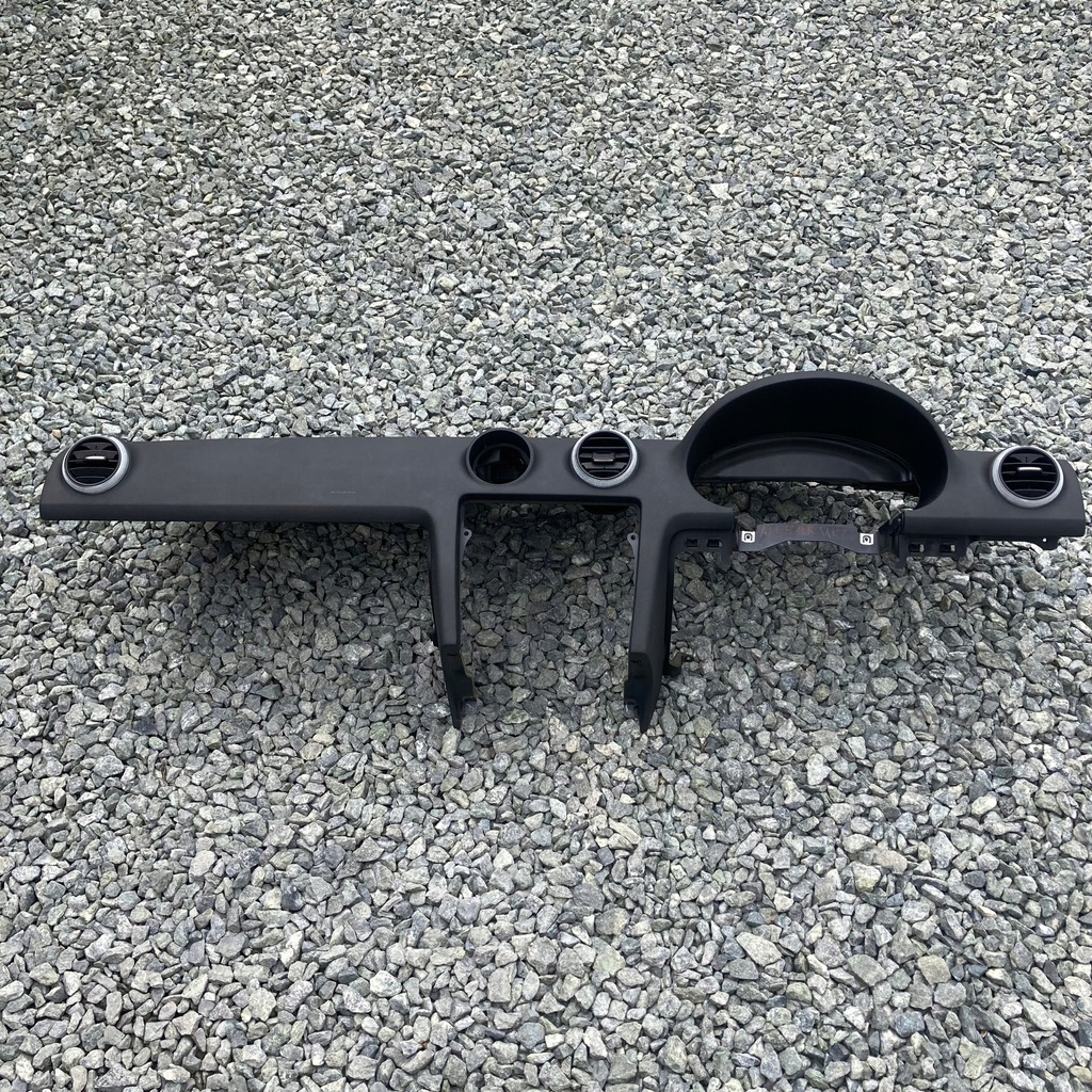 фото №1, Audi a3 lift 2010 rok консоль панель приладів anglik